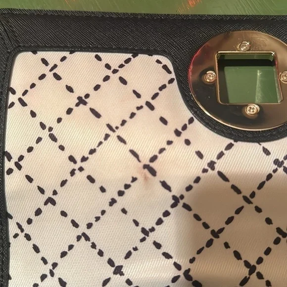 Kate Spade Black with gold. Clutch. - Picture 9 of 11